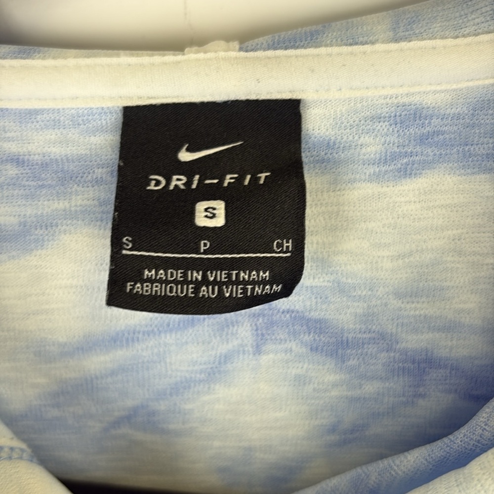 Nike Icon Clash Pullover Training Hoodie Tie Dye Blue/ Size small - Picture 2 of 8